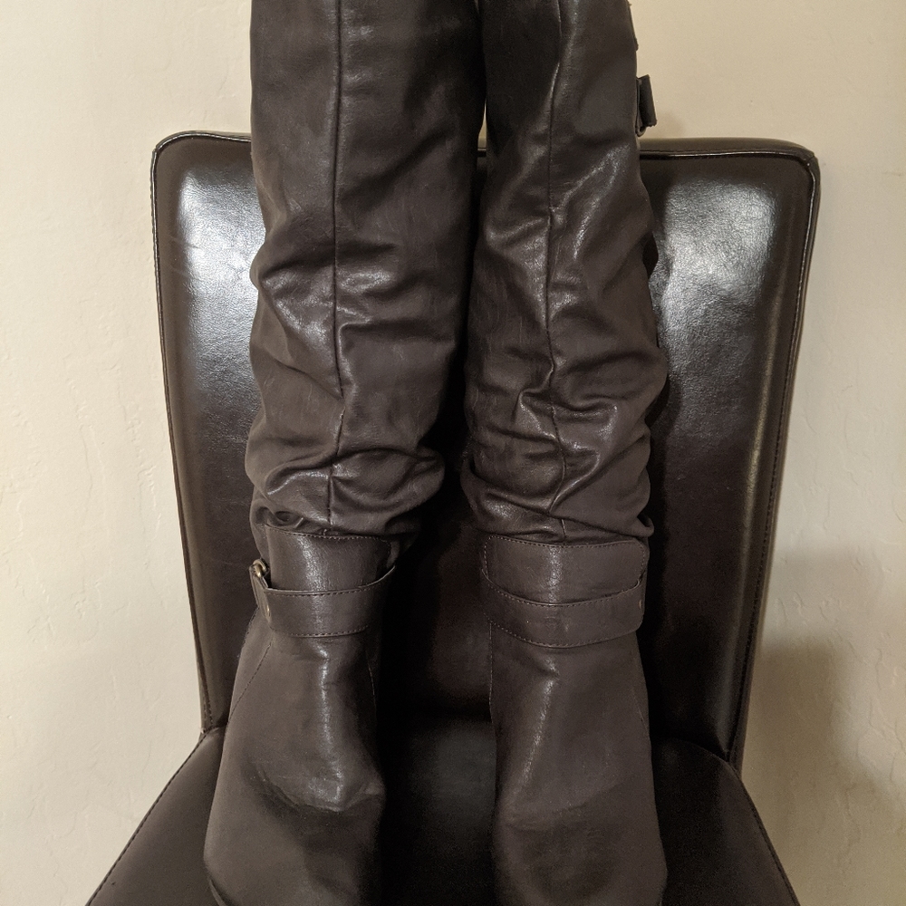 Brown heel Boots